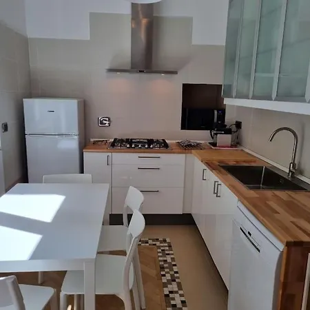 Festus Avenius Balduina Loft